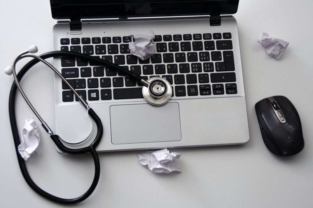 Schreiben Medizinstudium © Pixabay 2020 / Foto: anncapictures